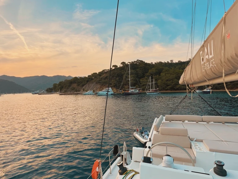 Alquiler Catamarán Bali con o sin  título de navegación