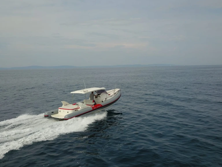 Bura-Boats Bura 9.5 de alquiler a Split