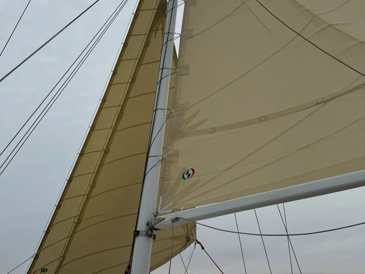 Alquiler Velero en Oía -  Trehandiri