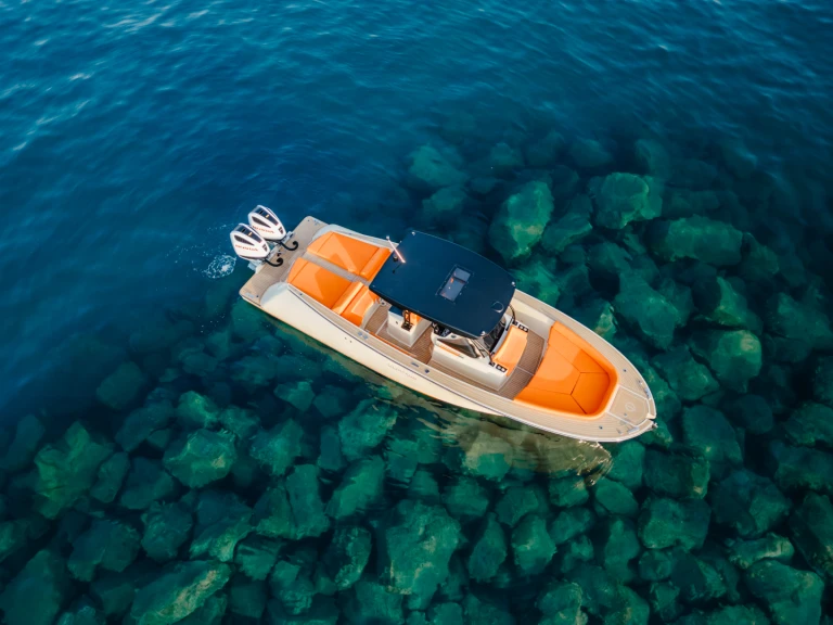Alquiler de embarcaciones LILIBAEUM YACHT LIPARI 31 enTaormina en Samboat
