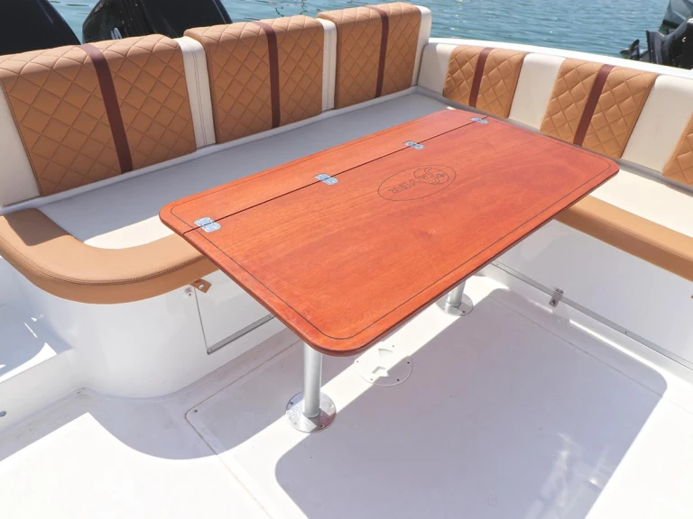 Alquiler de barcos Siracusa barato de Saver 330 WA