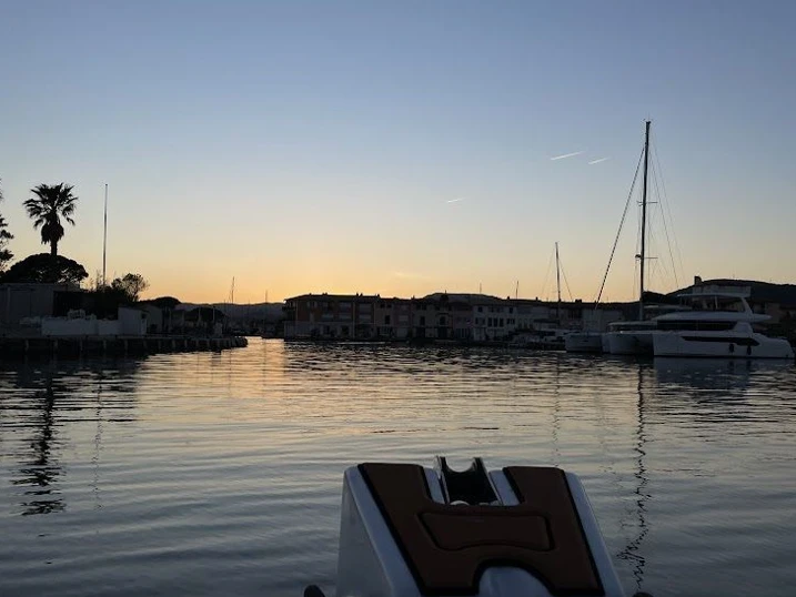 Alquiler de embarcaciones Aquaforth SP 480 enFréjus en Samboat