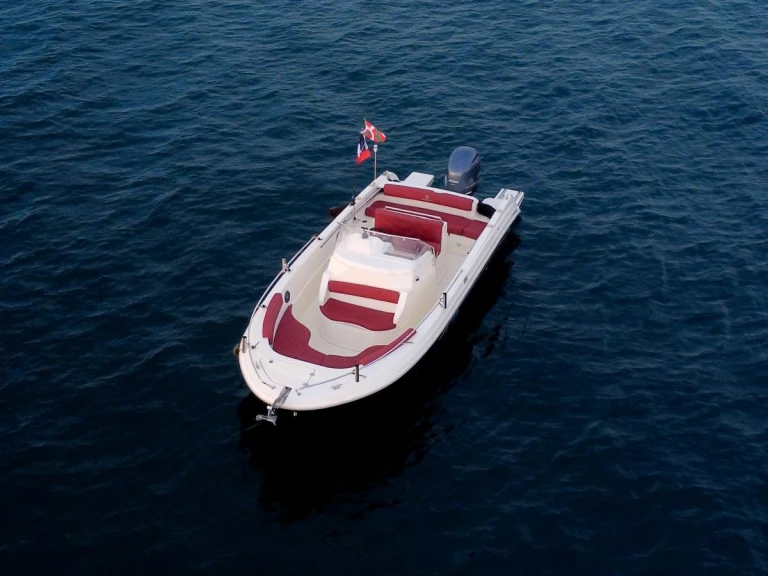 Alquiler de Pacific Craft Pacific Craft 670 en Anglet