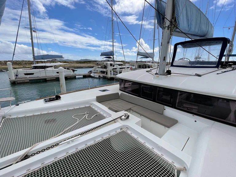 Alquiler de barcos Parham Town barato de Lagoon 450 F
