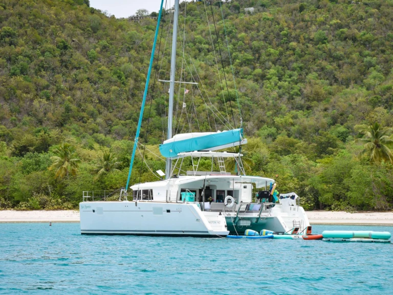 Yate de lujo para alquilar Saint Thomas Island al mejor precio