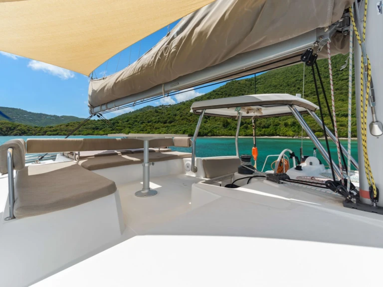 Yate de lujo para alquilar Saint Thomas Island al mejor precio