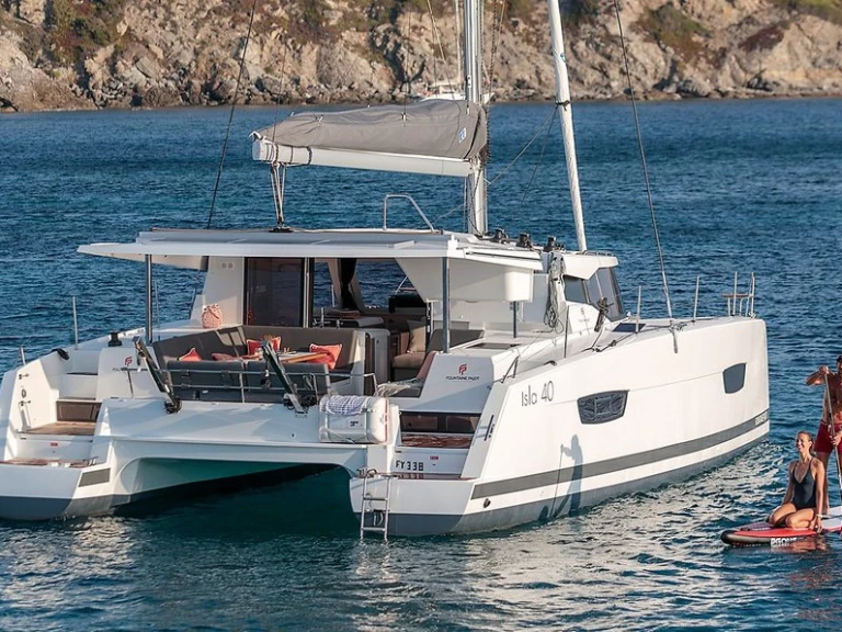 Alquiler Catamarán Fountaine Pajot con o sin  título de navegación
