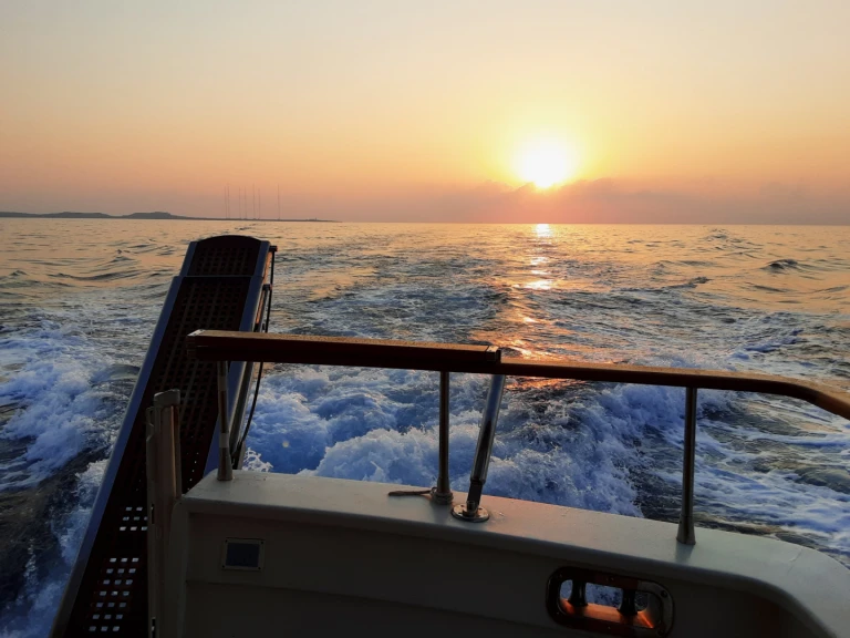 Alquiler Lancha en Limassol Marina - Custom Made 66