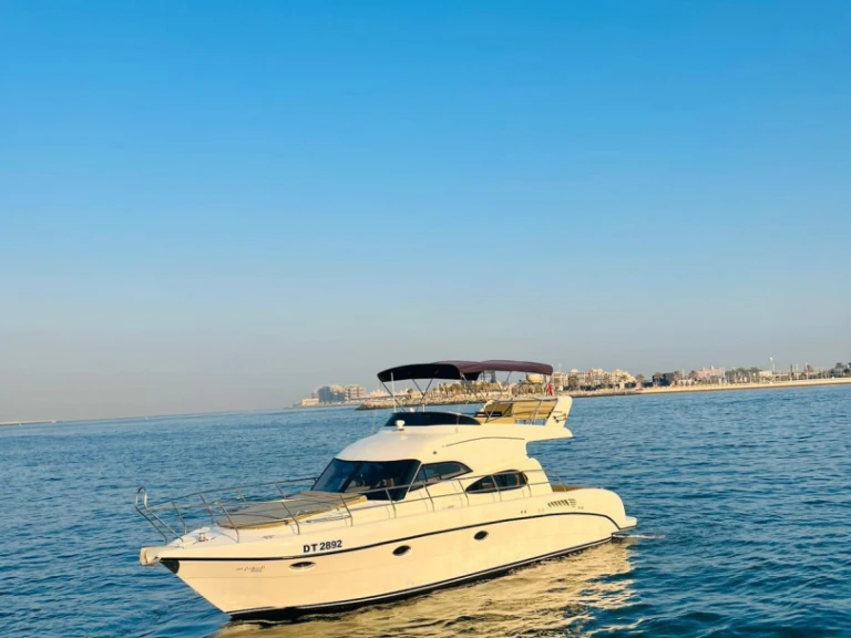 Alquiler Lancha en Dubai Marina -  Al Shaali Marine AS 48