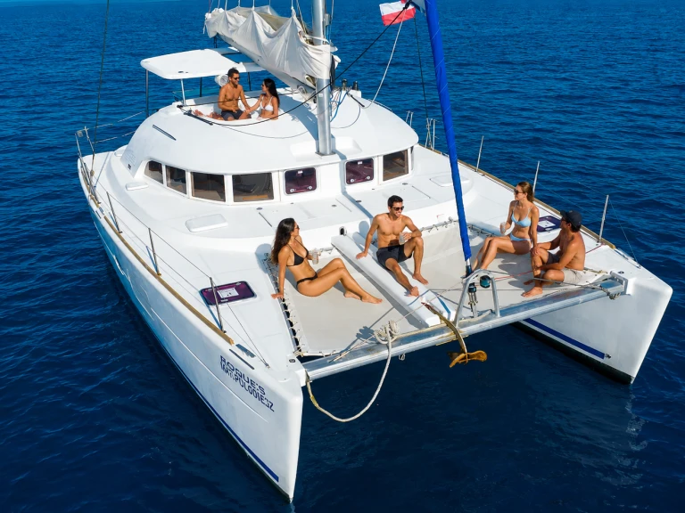 Alquiler de Yate de lujo, con o sin patrón Custom Made Puerto Aventuras