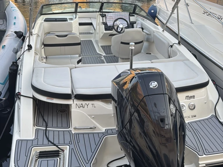 Alquiler de barcos Mandelieu-la-Napoule barato de SPX 210 OB