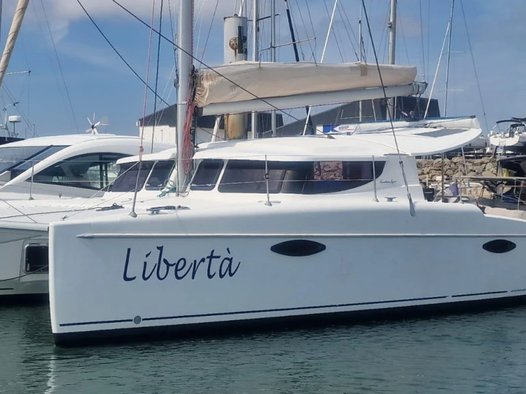 Alquiler de Catamarán, con o sin patrón Fountaine Pajot Porto-Vecchio
