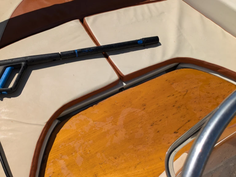 Alquiler de embarcaciones TA MARE Jaguar 17 enSaint-Chamas en Samboat