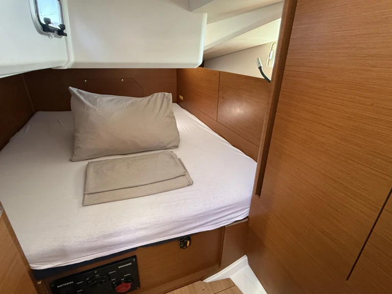 Alquiler de barcos Pula barato de Sun Odyssey 440