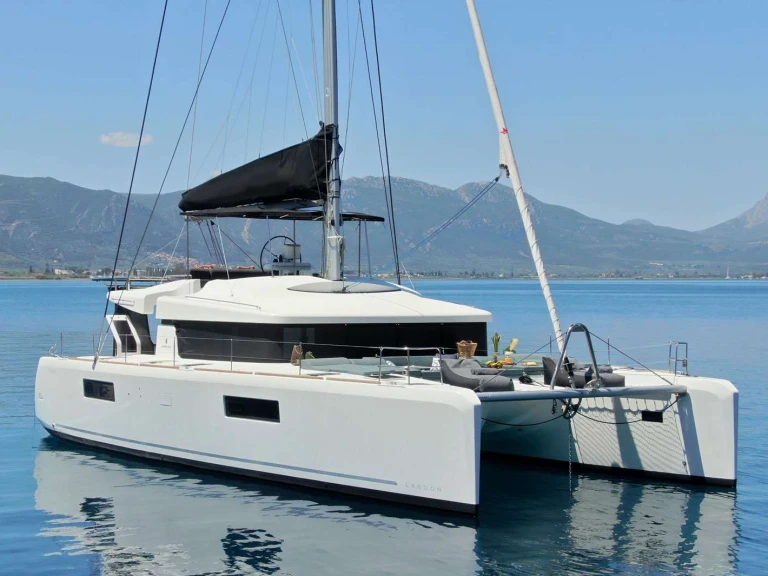Yate de lujo para alquilar Grecia al mejor precio