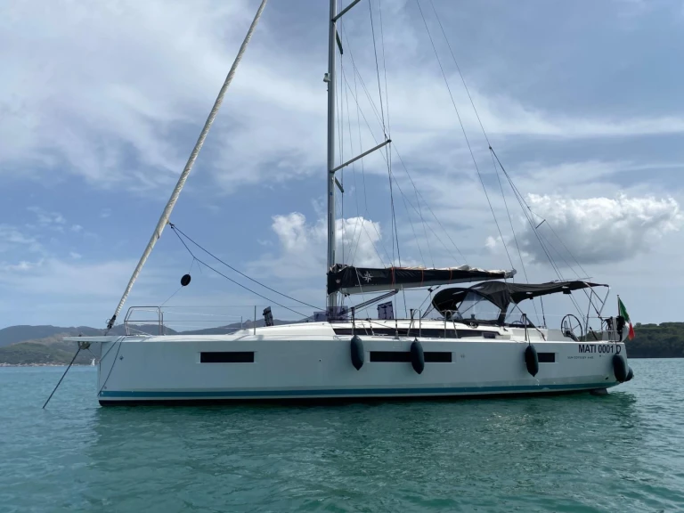 Velero para alquilar Castiglioncello al mejor precio