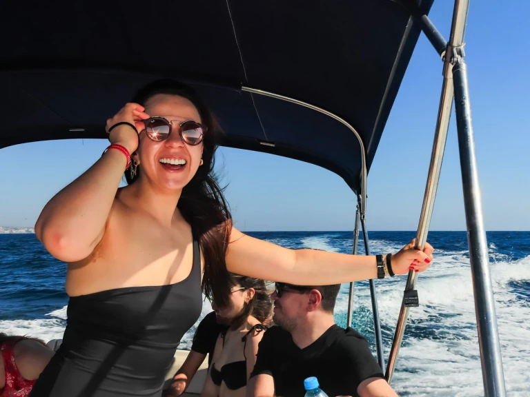 Custom Made custom de alquiler a Cabo San Lucas