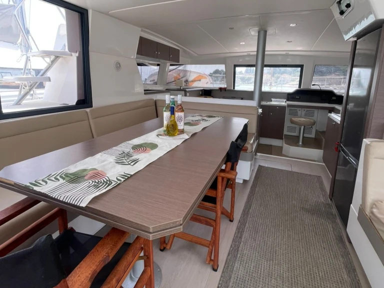 Alquiler Catamarán en Ligia - Bali Bali 4.1