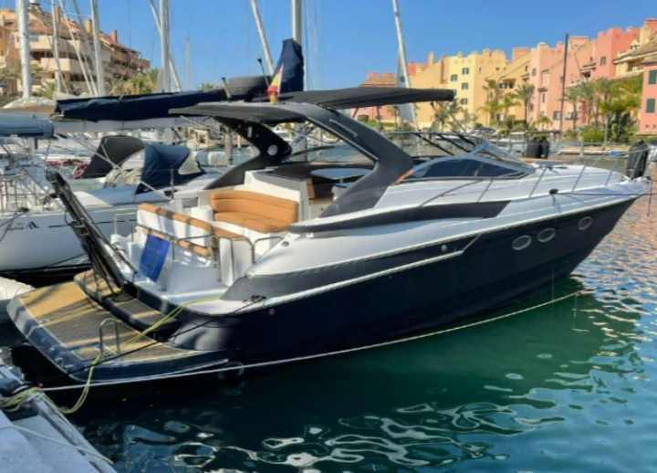Lancha para alquilar Puerto Sotogrande al mejor precio