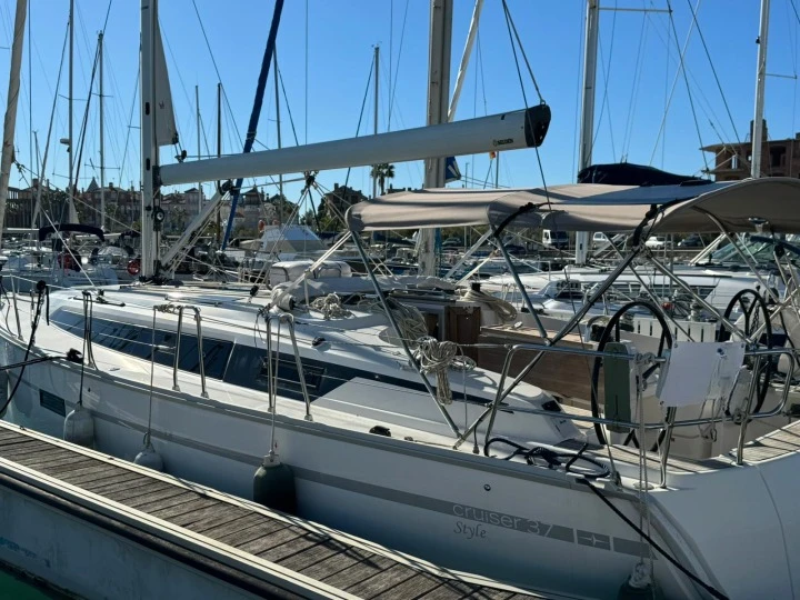 Alquiler Velero Bavaria con o sin  título de navegación