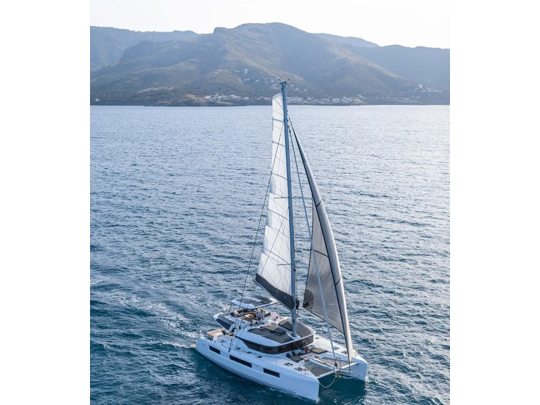 Alquiler Catamarán Lagoon con o sin  título de navegación