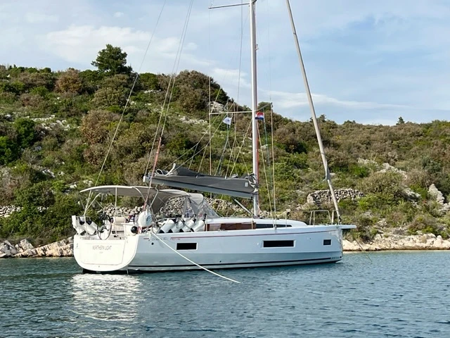 Alquiler de embarcaciones Bénéteau Oceanis 40.1 enTrogir en Samboat