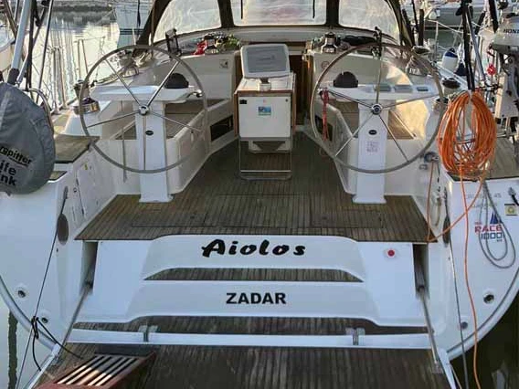 Alquiler de embarcaciones Bavaria Cruiser 45 enPula en Samboat