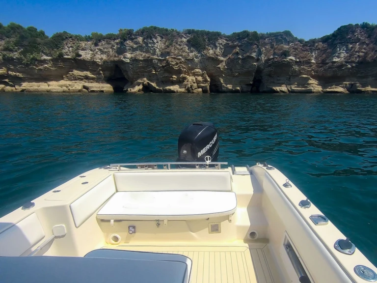 Alquiler Nápoles - Ranieri Evo13 en SamBoat