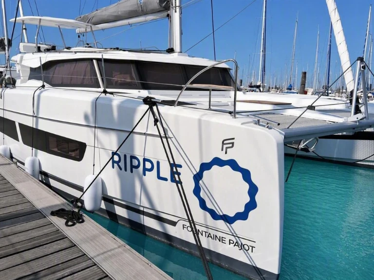 Alquiler de barcos Frenchtown barato de Fountaine Pajot FP 44 Maestro - 3 cab.