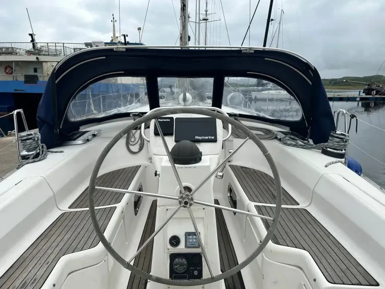 Alquiler de Bavaria 42ft en Oban