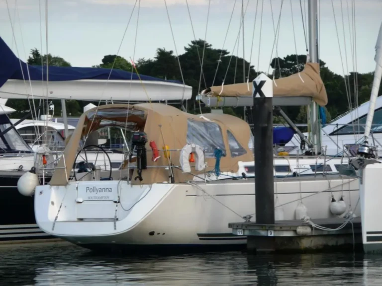 Alquiler de embarcaciones Dufour Dufour 425 enOban en Samboat