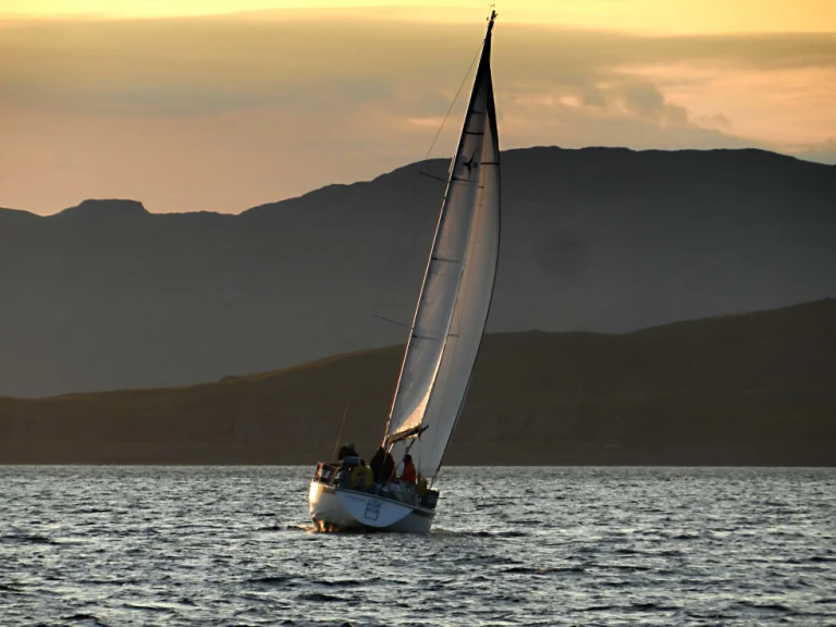 Alquiler de embarcaciones Westerly Oceanranger enOban en Samboat