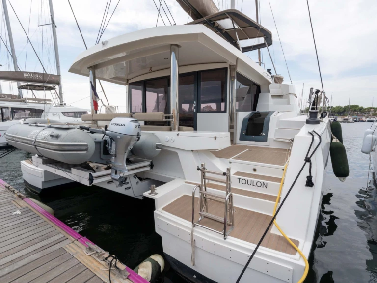 Alquiler de embarcaciones Bali Bali 5.4 - 6 cab. enCogolin en Samboat