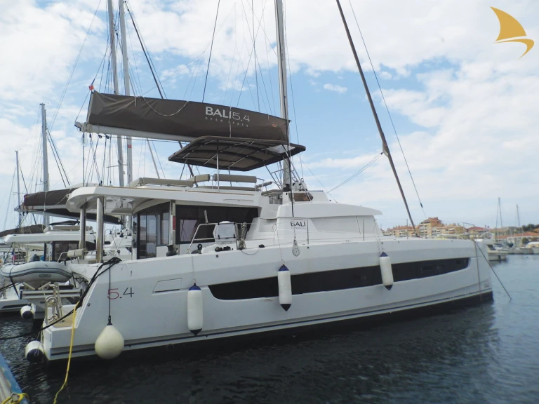 Alquiler de Catamarán, con o sin patrón Bali Cogolin