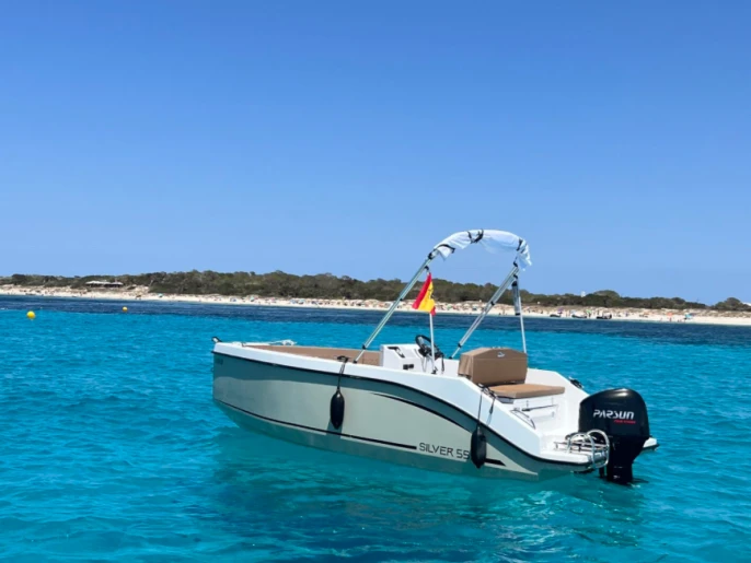 Alquiler Lancha en Club Nàutic Ca'n Picafort - Silent Yachts 555