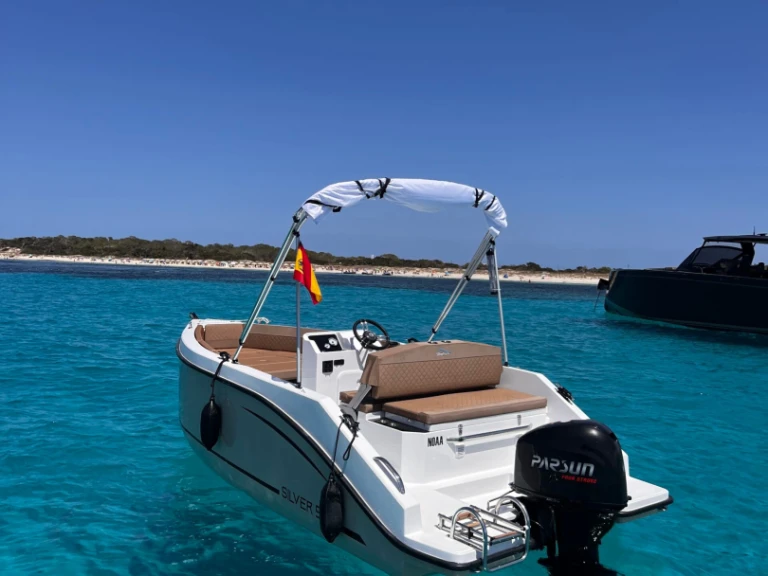 Alquiler de Silent Yachts 555 en Club Nàutic Ca'n Picafort