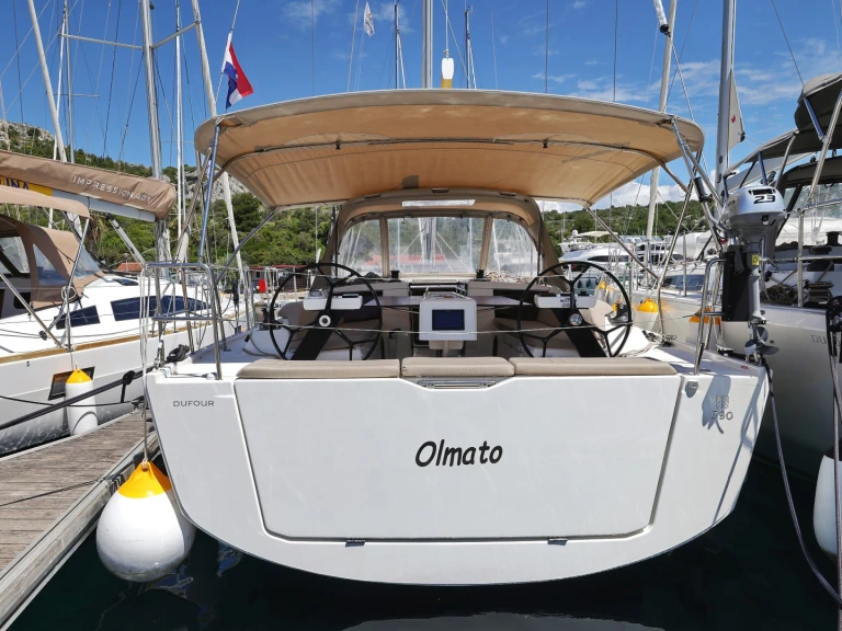 Velero para alquilar Biograd na Moru al mejor precio