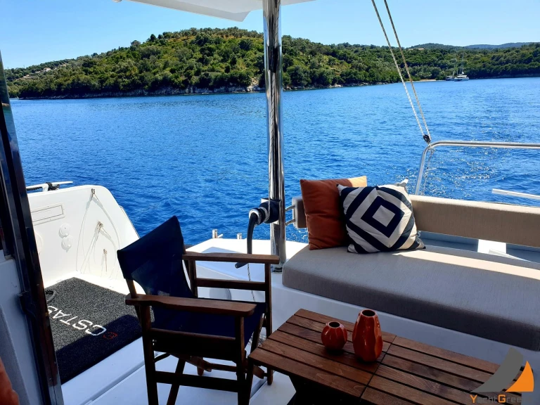 Catamarán para alquilar Ligia al mejor precio