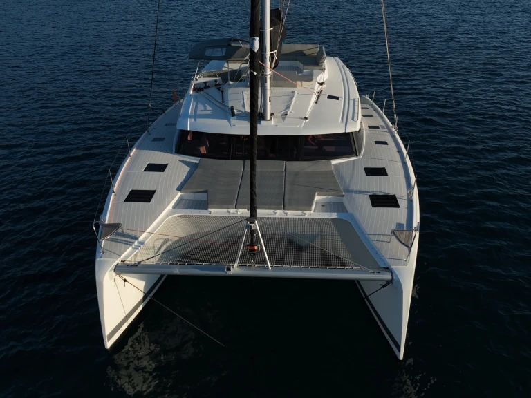 Alquiler de Fountaine Pajot Fountaine Pajot 47 TANNA LUX (GEN,AC,WATERMAKER) en Sámi