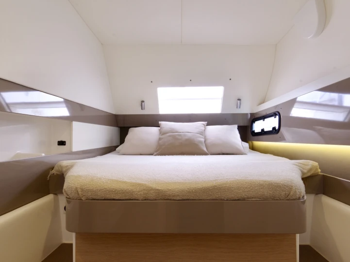 Catamarán para alquilar Olbia al mejor precio