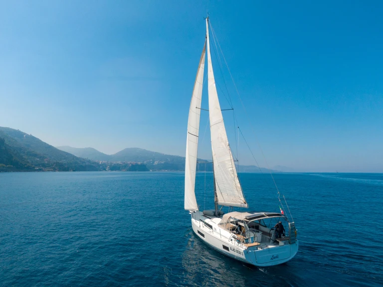 Alquiler de Bénéteau Oceanis 46.1 en Olbia