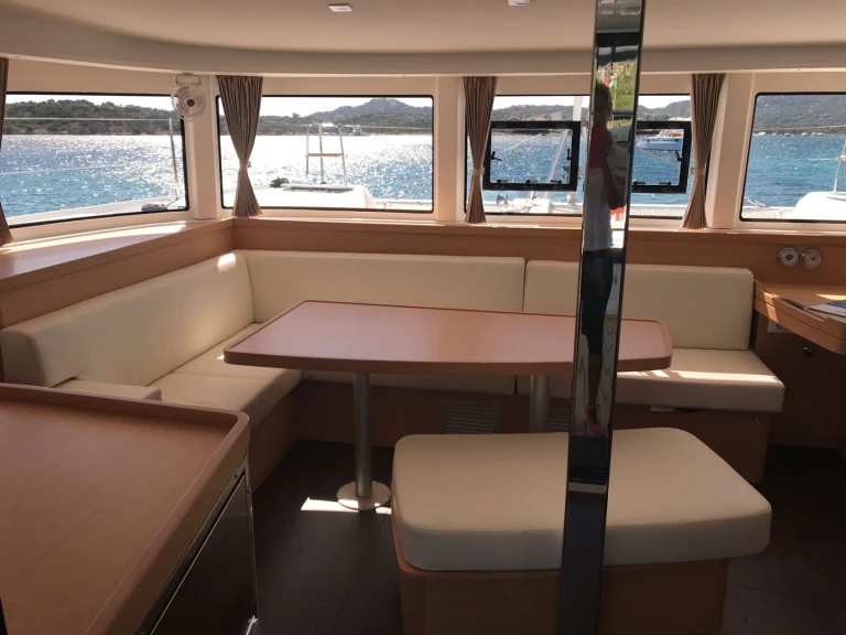 Alquiler Le Marin - Lagoon Lagoon 42 en SamBoat