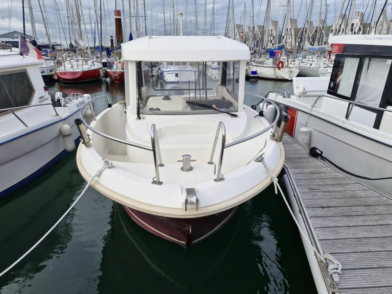 Alquiler de embarcaciones Jeanneau Merry Fisher 6 Marlin enDunkerque en Samboat