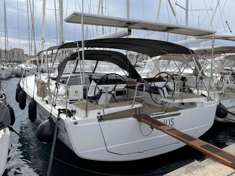 Alquiler Velero Hanse con o sin  título de navegación