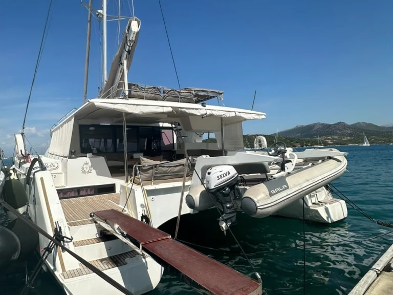 Alquiler de embarcaciones Fountaine Pajot Saba 50 enLigia en Samboat
