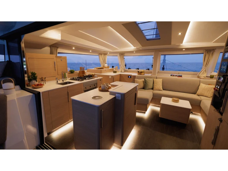 Alquiler de Catamarán, con o sin patrón Fountaine Pajot Capo d'Orlando
