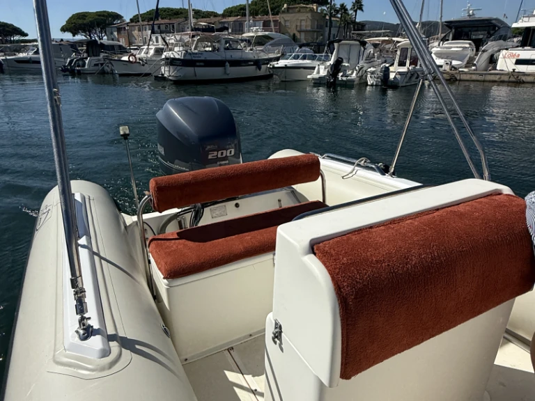 Alquiler de embarcaciones Stylmer 710 enPort Grimaud en Samboat