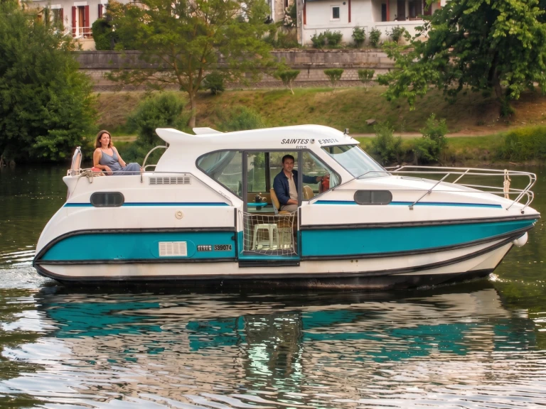 Alquiler Lancha Nicols Yacht con o sin  título de navegación