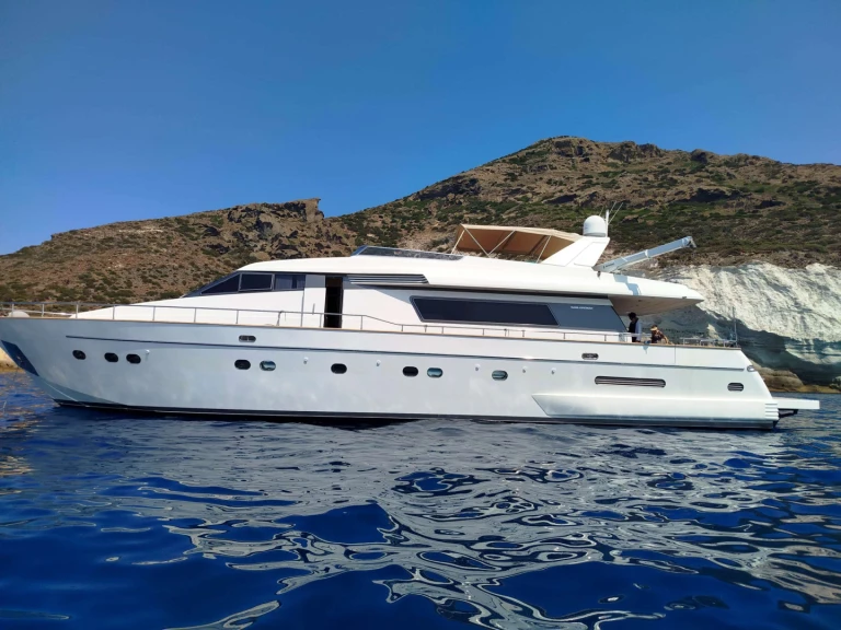 Yate de lujo para alquilar Atenas al mejor precio