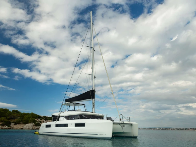 Alquiler de embarcaciones Lagoon JEWEL enGrecia en Samboat